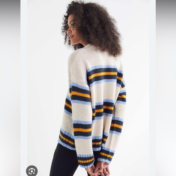 Urban Outfitters Striped Crewneck Sweater - Picture 5 of 6